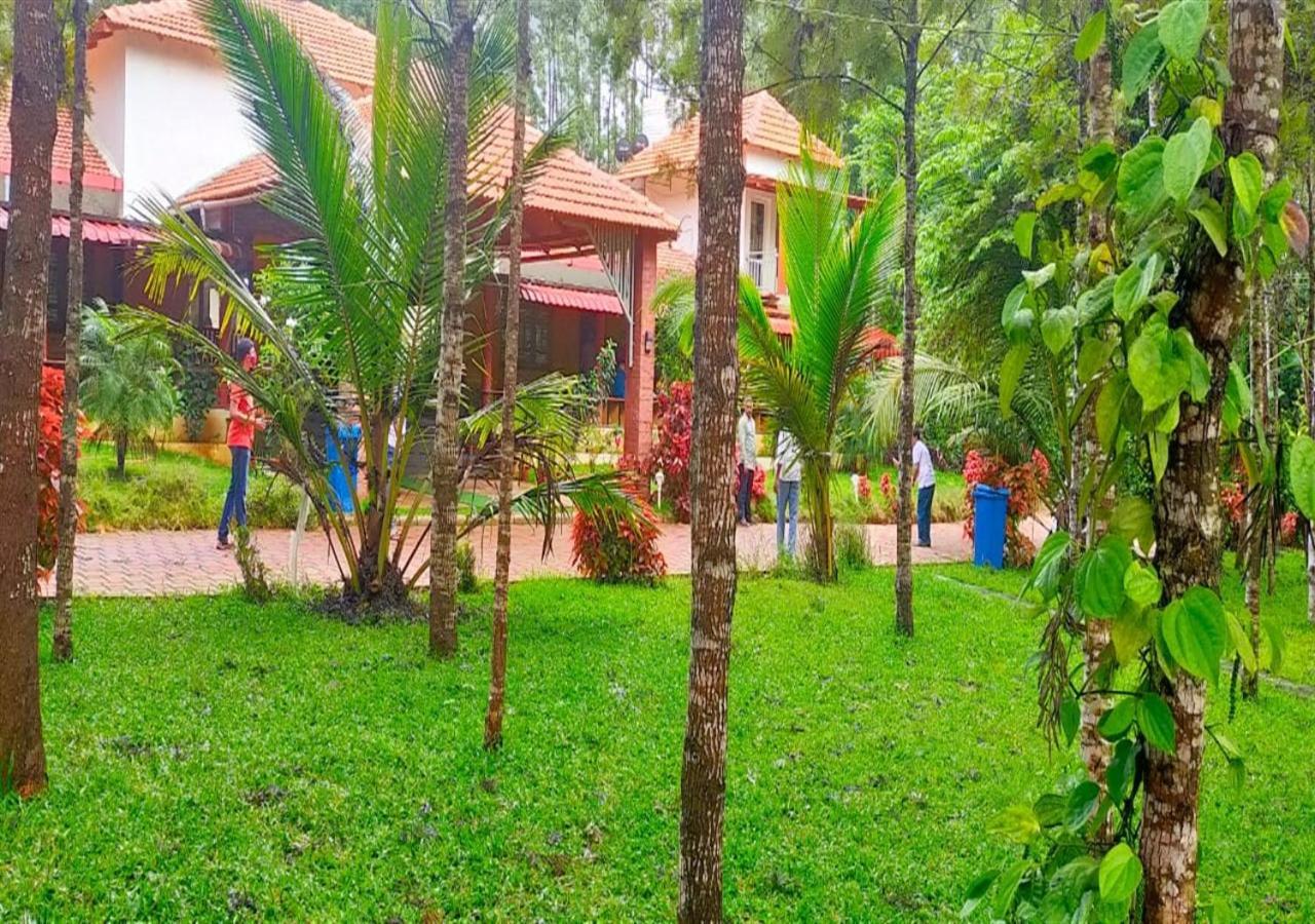 Water View Holiday Retreat Sakleshpur Eksteriør billede